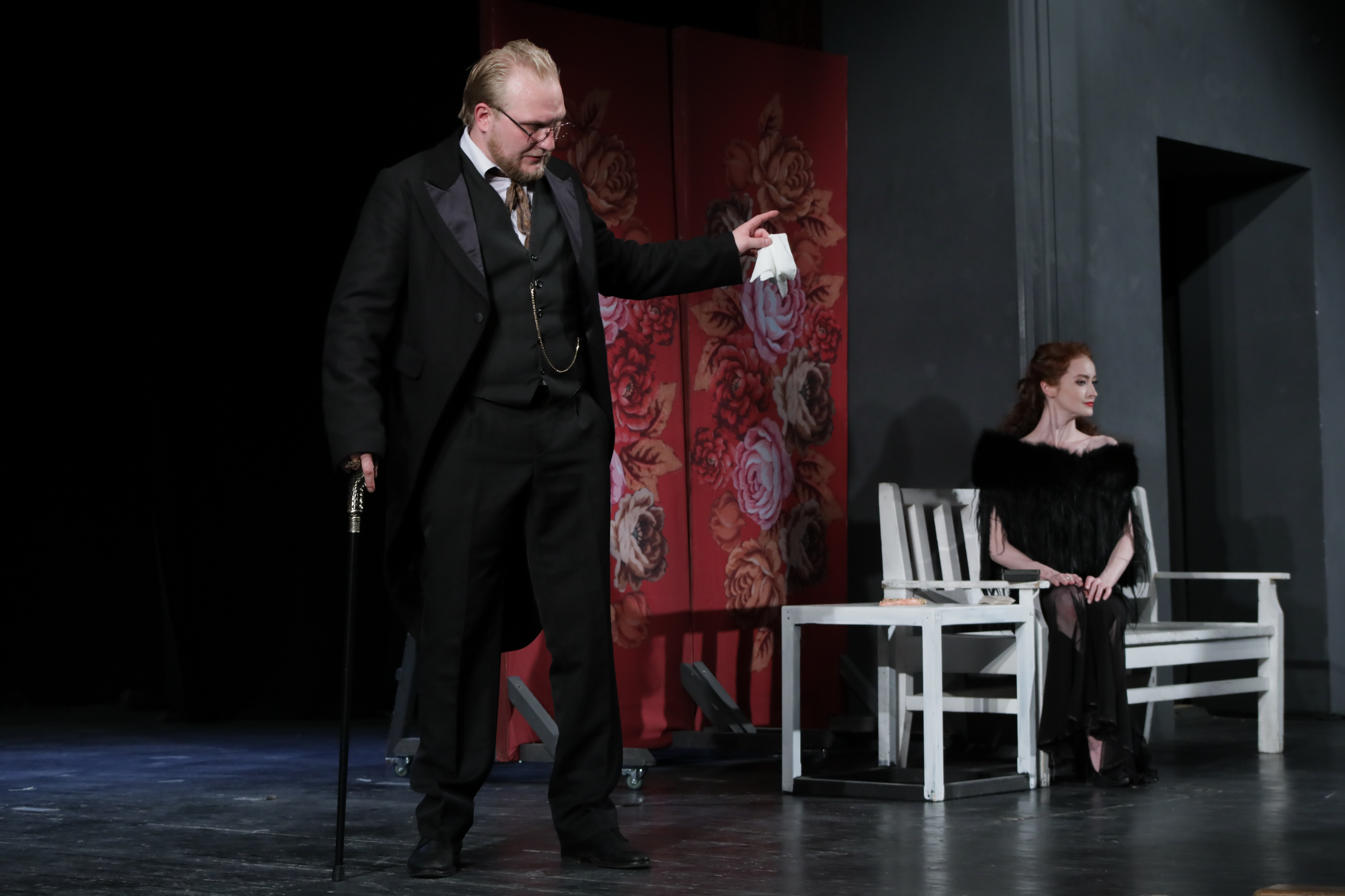 Бесприданница – афиша