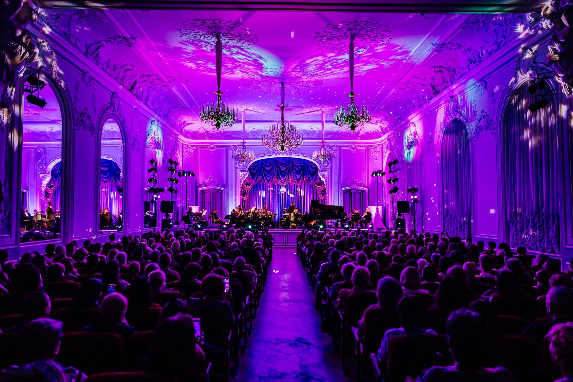 Хиты оркестра Поля Мориа – афиша