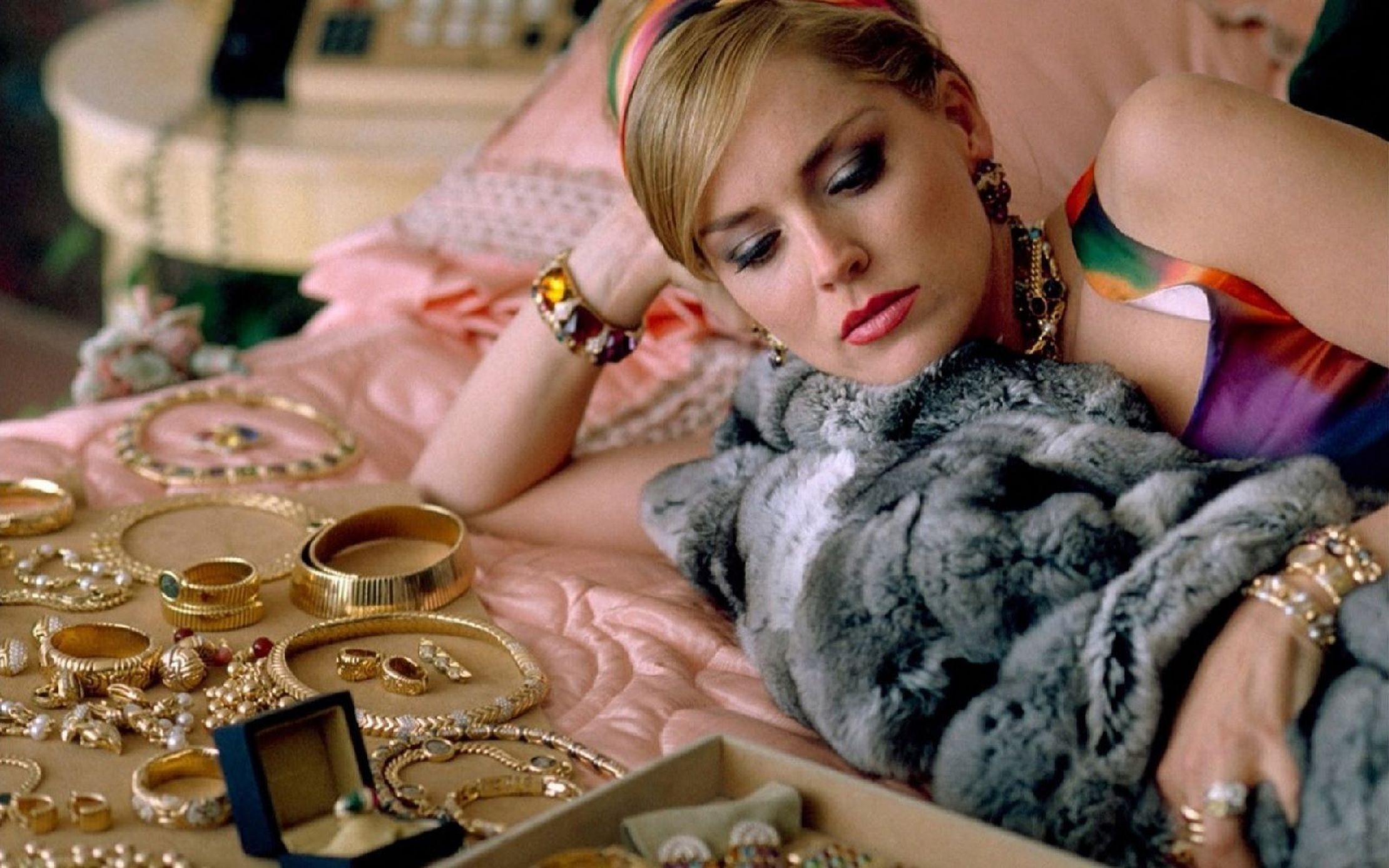 Лекция И. Канестри. Тема: «Драгоценный кадр. История ювелирных украшений в кино» Часть 2. – афиша