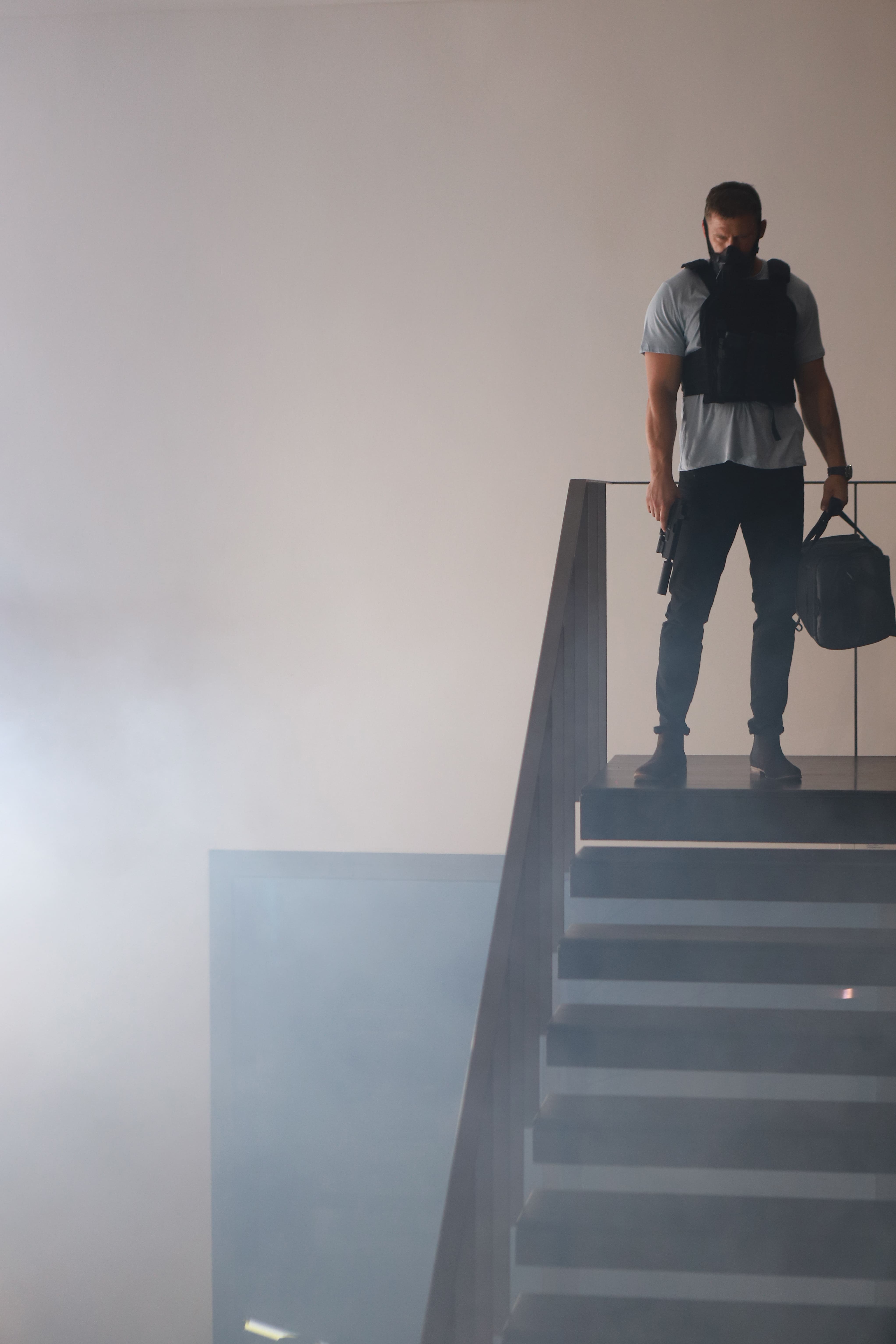 Пуля навылет – афиша