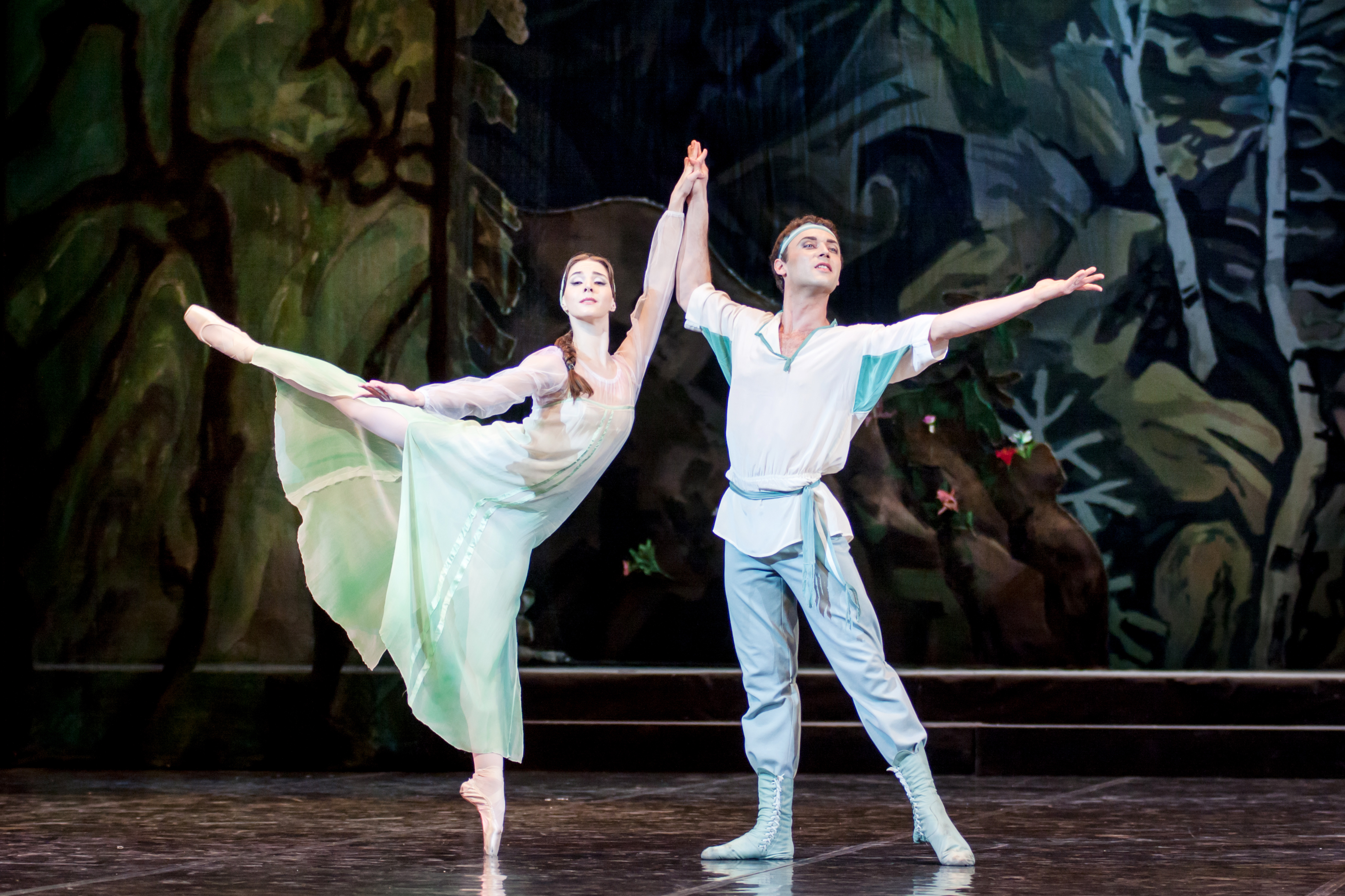 Каменный цветок – афиша