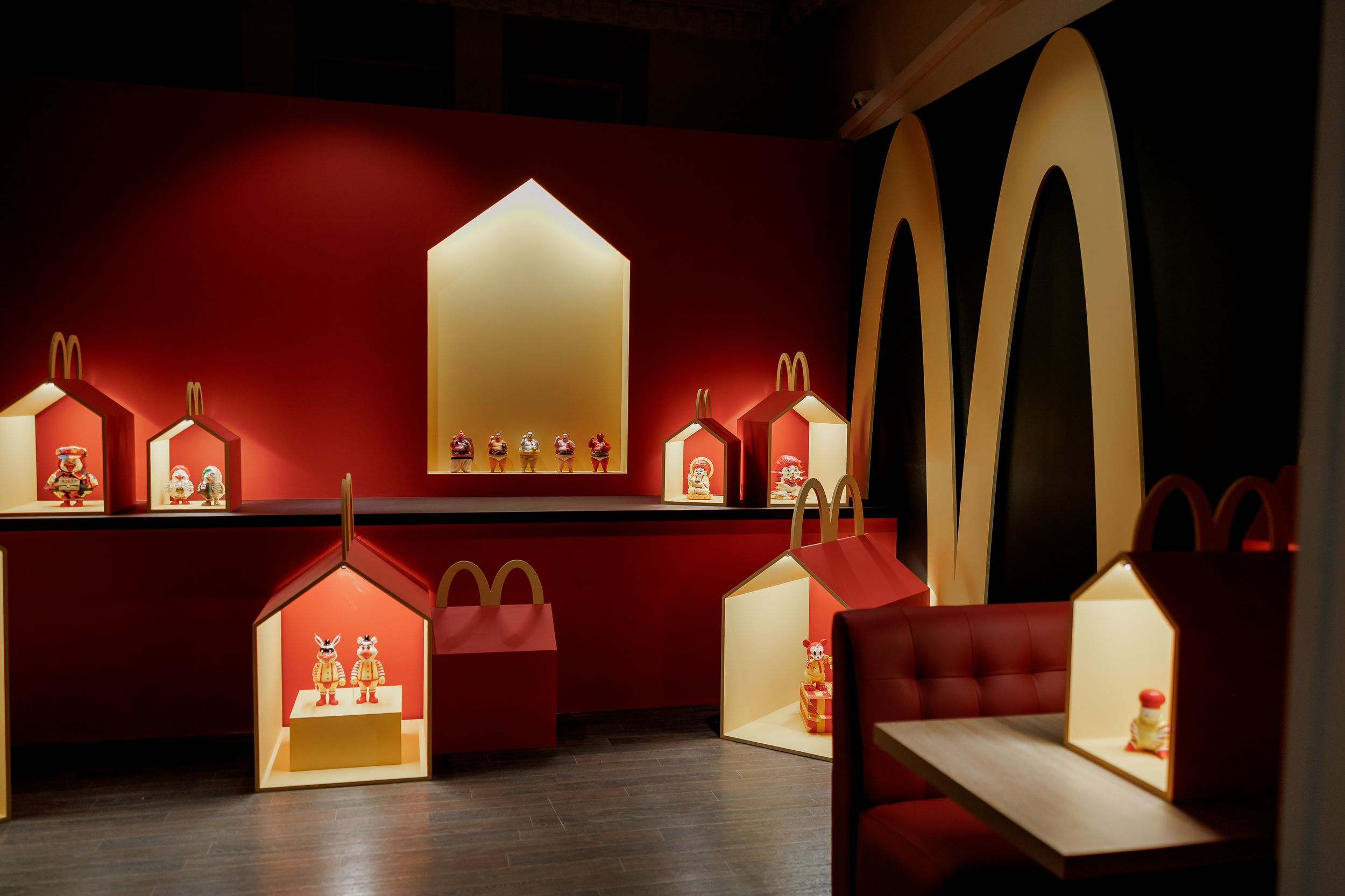 Super toys. Внимание! Искусство внутри – афиша