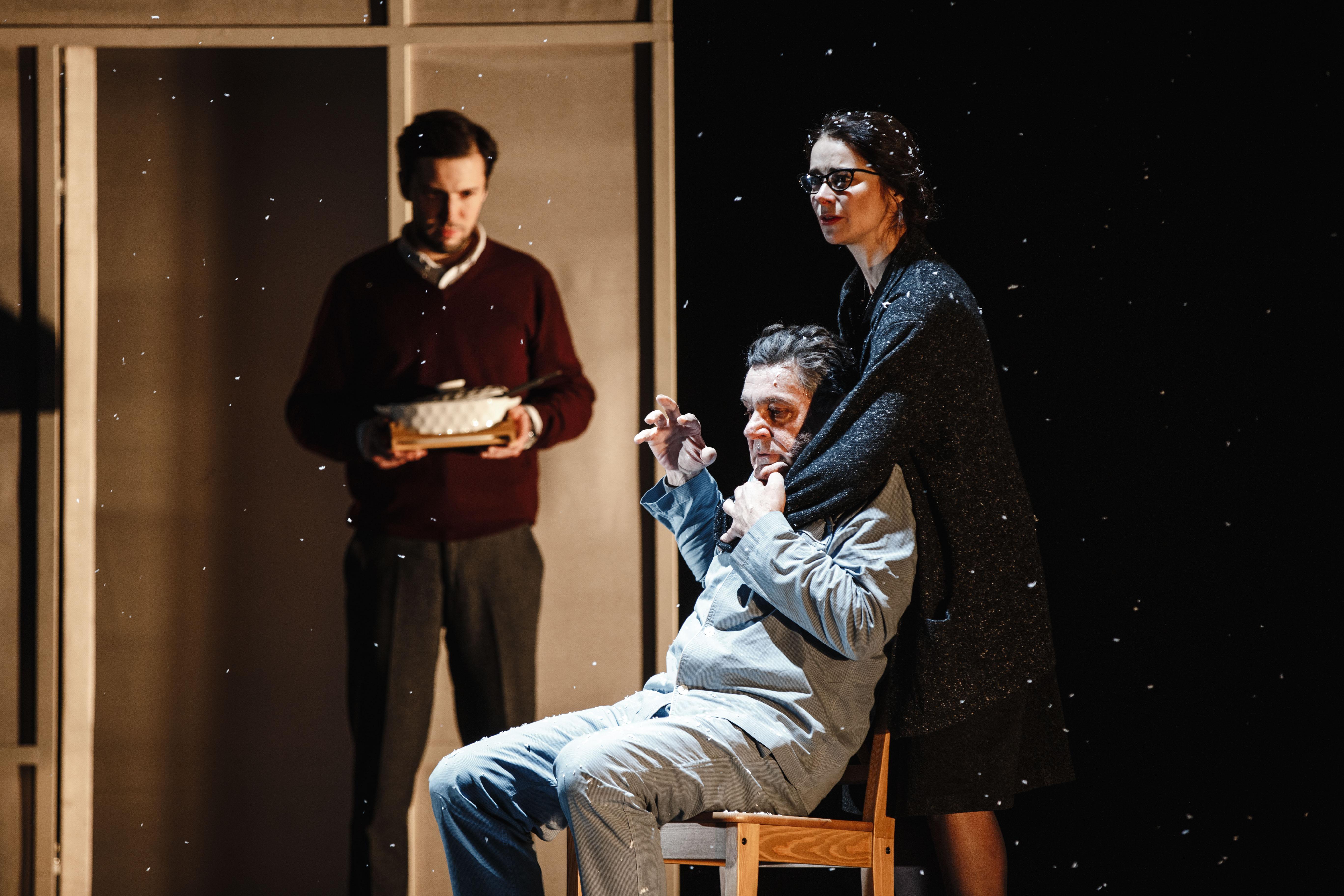 Папа – афиша