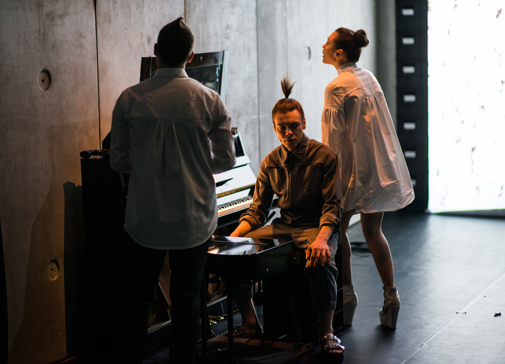 Маниозис-2 – афиша