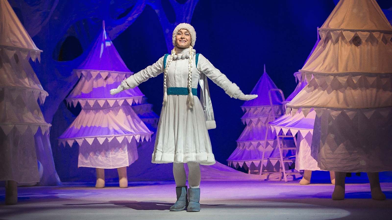 Создаем новогоднее настроение: спектакли, ледовые шоу, живые концерты в Москве