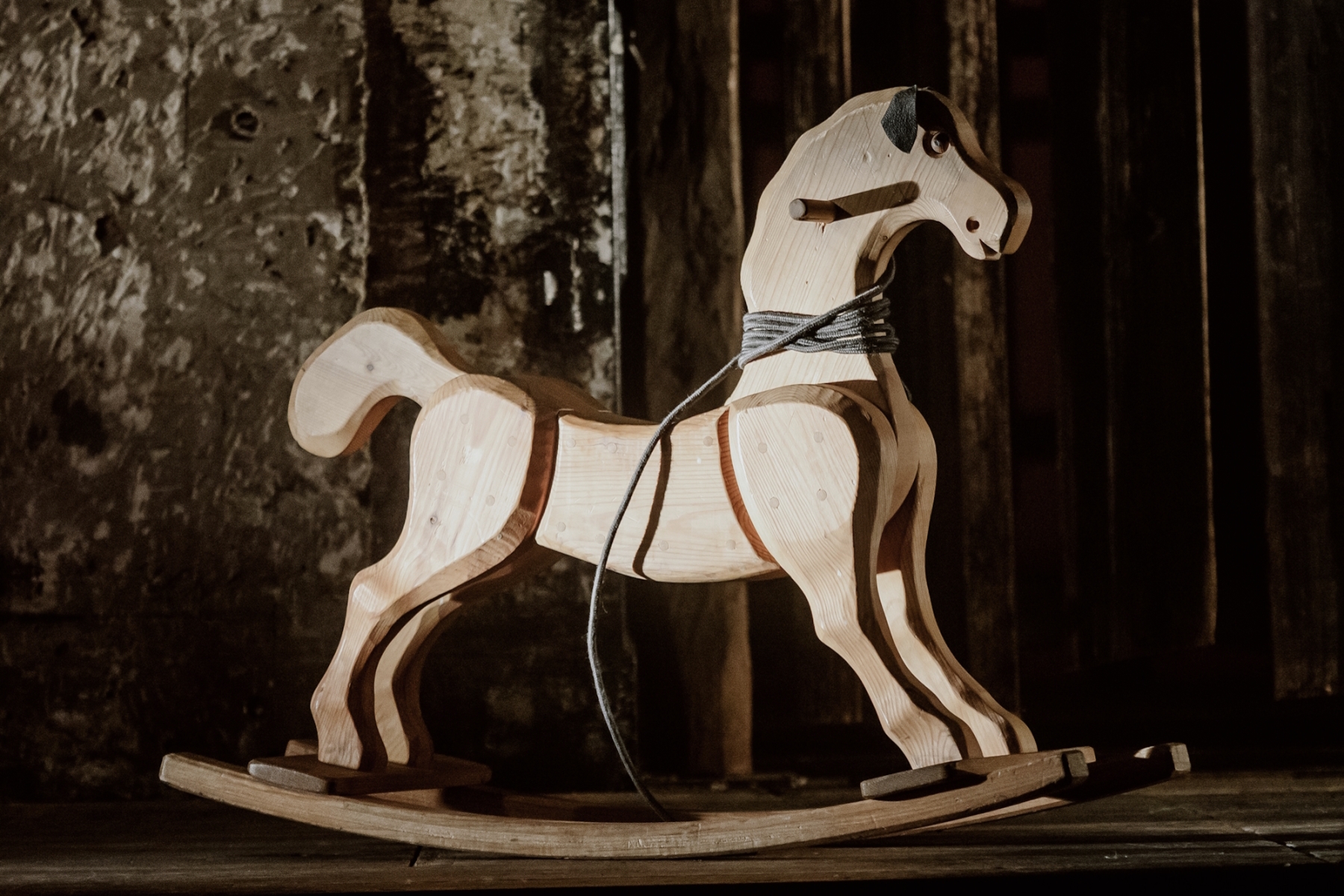 Деревянные кони – афиша