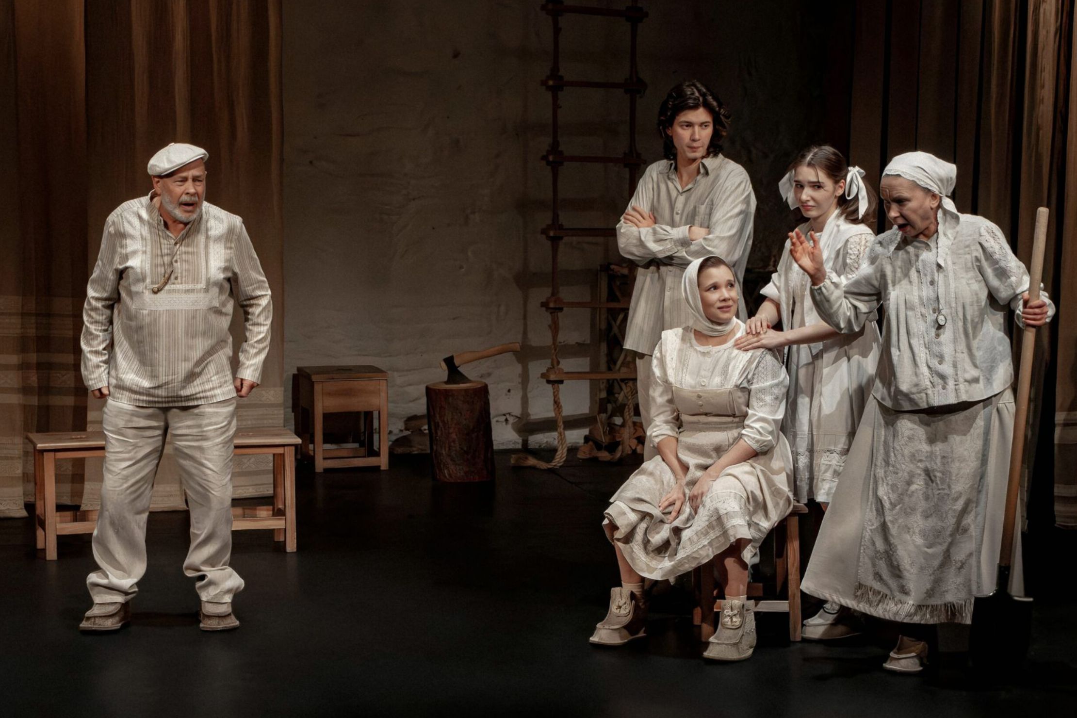 Любовь и голуби – афиша