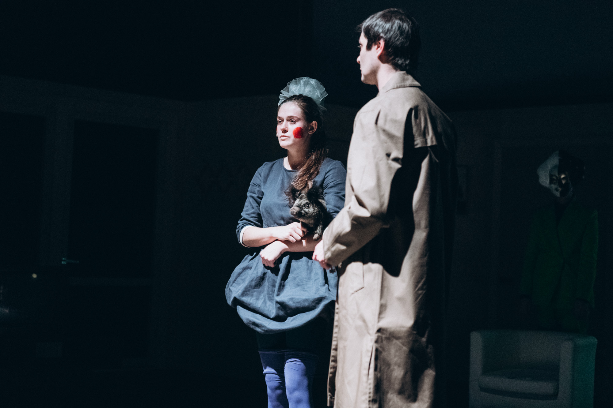 Абьюз – афиша