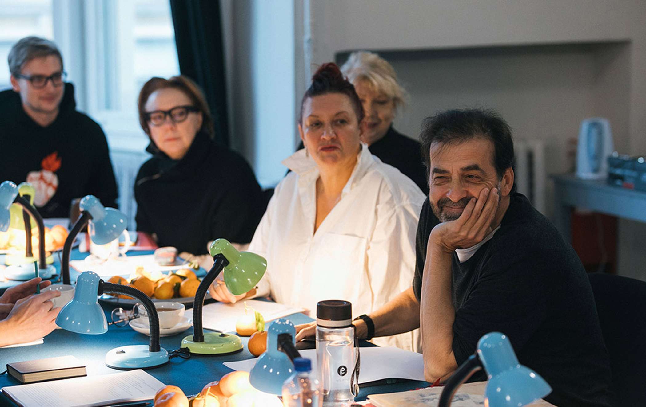 Н�а всякого мудреца довольно простоты – афиша