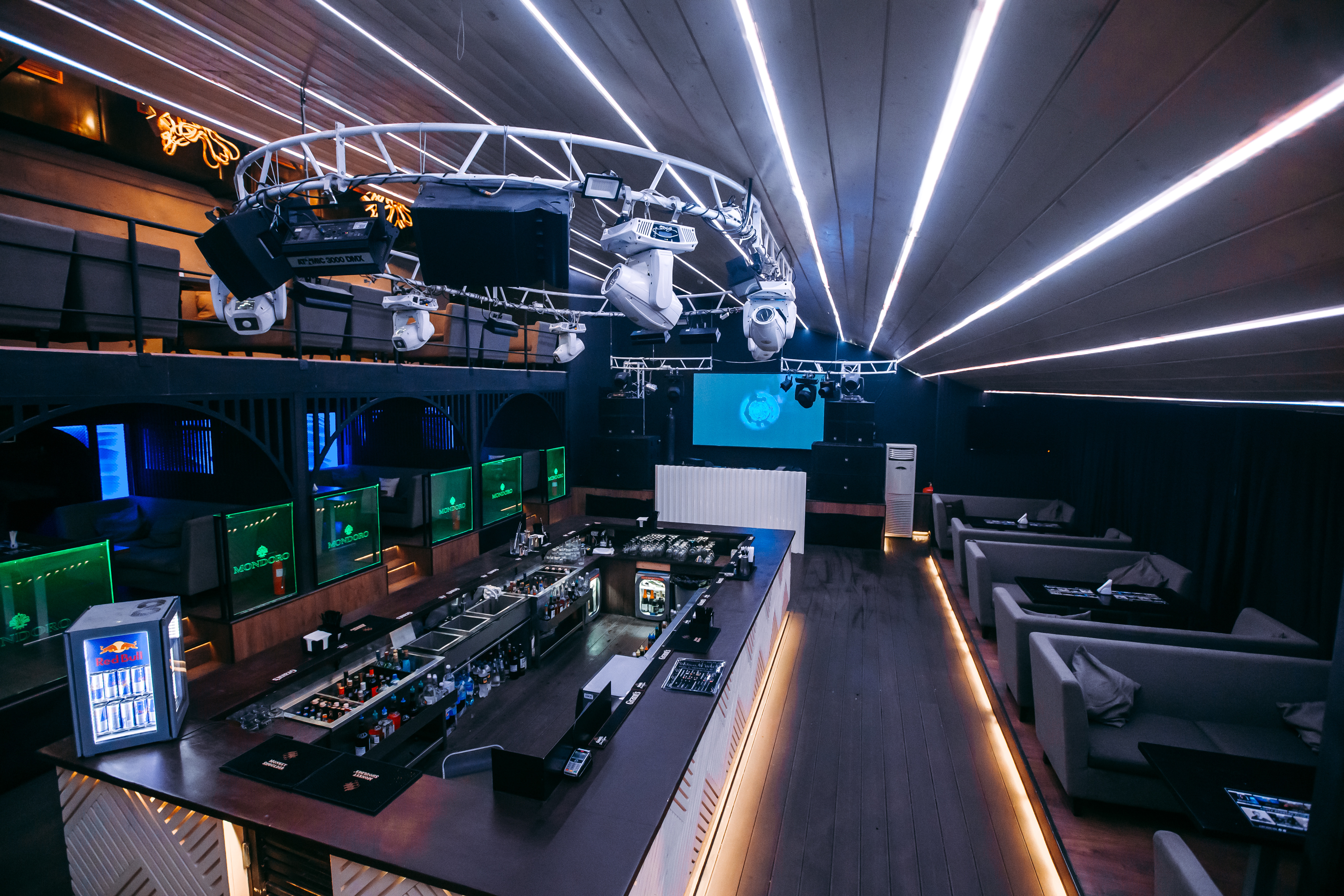 Santa Barbara – афиша