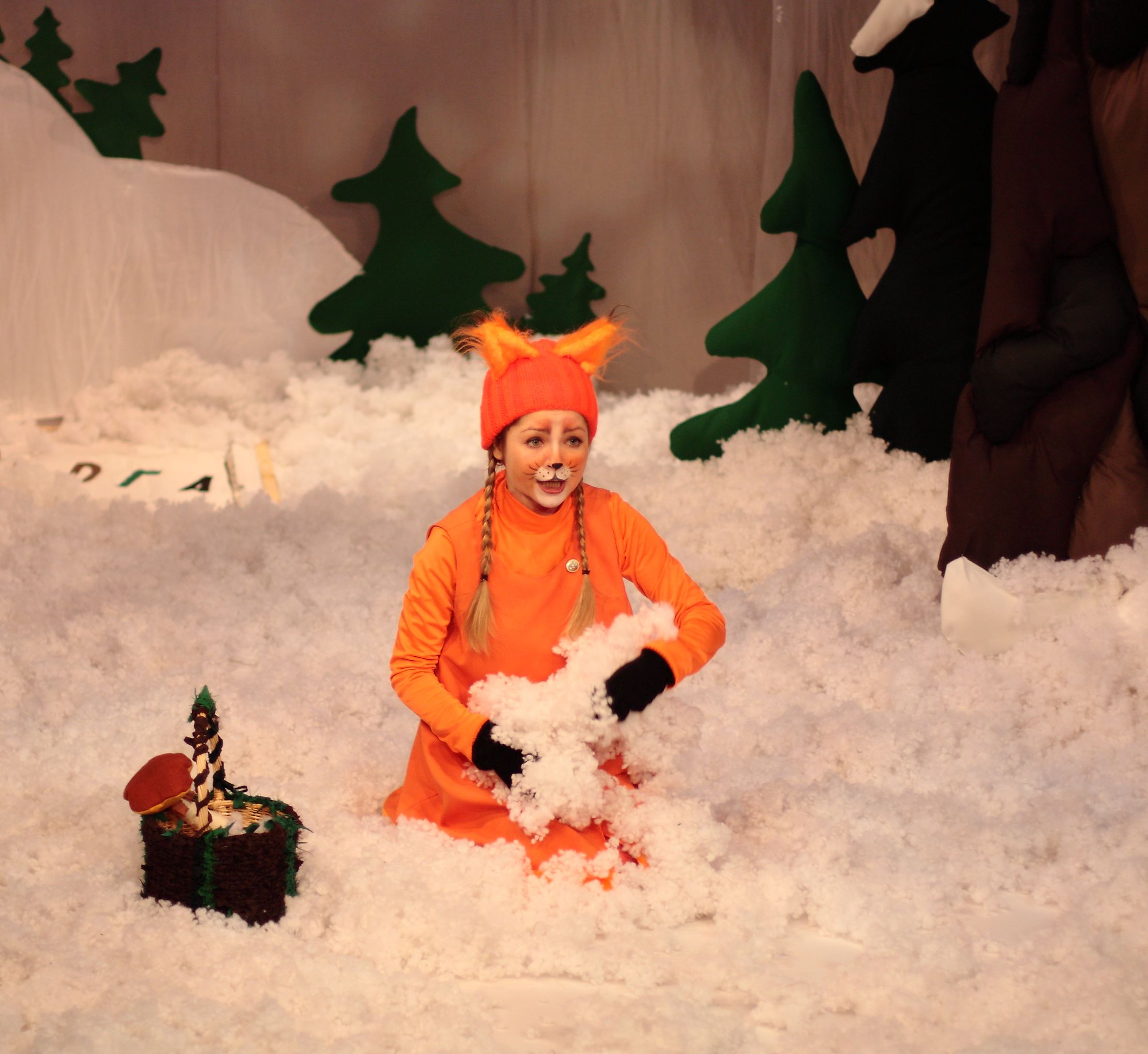 Волк, лиса и новогодние чудеса – афиша