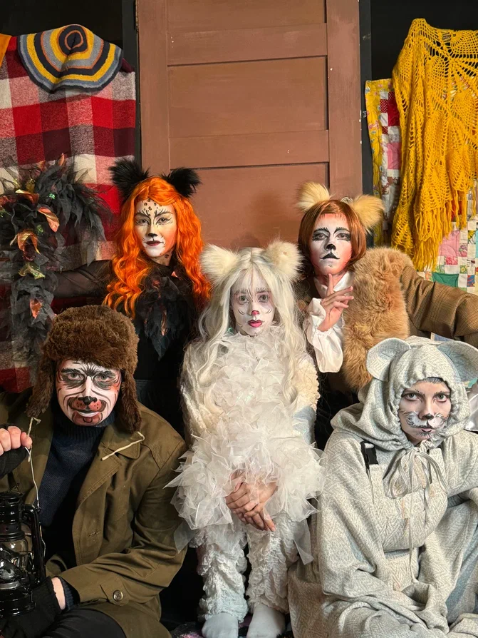 Дурочка – афиша