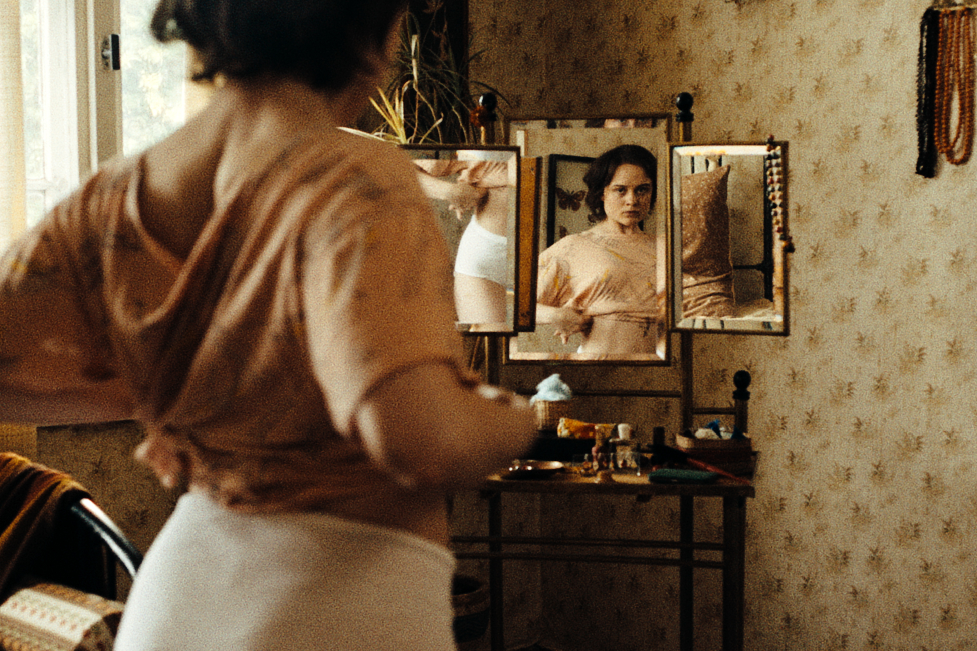 Звук падения – афиша