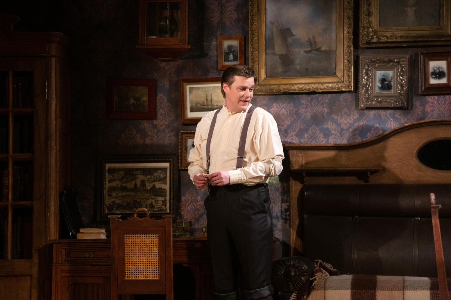 Семейный портрет – афиша