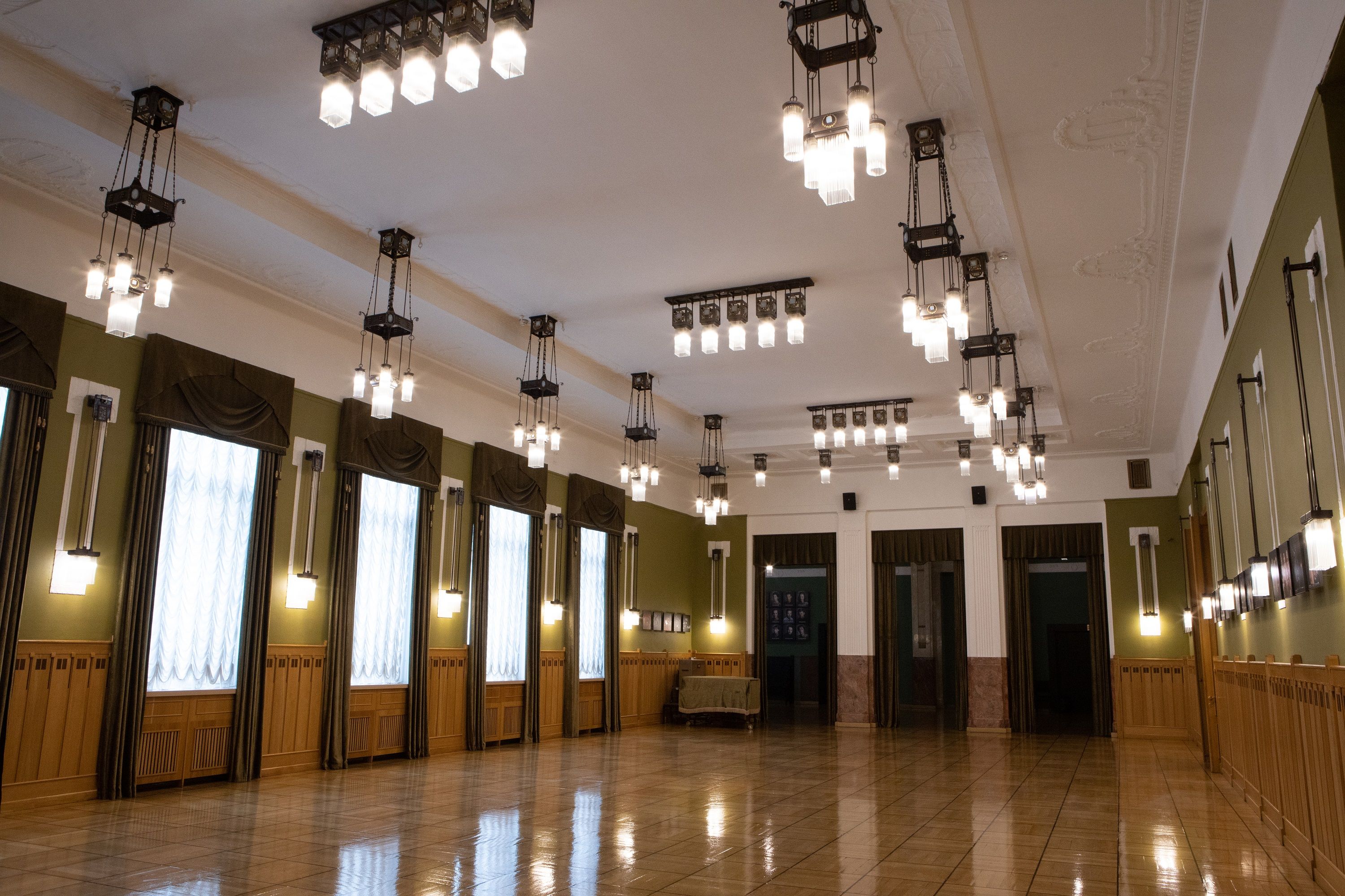 Ленком Марка Захарова – афиша