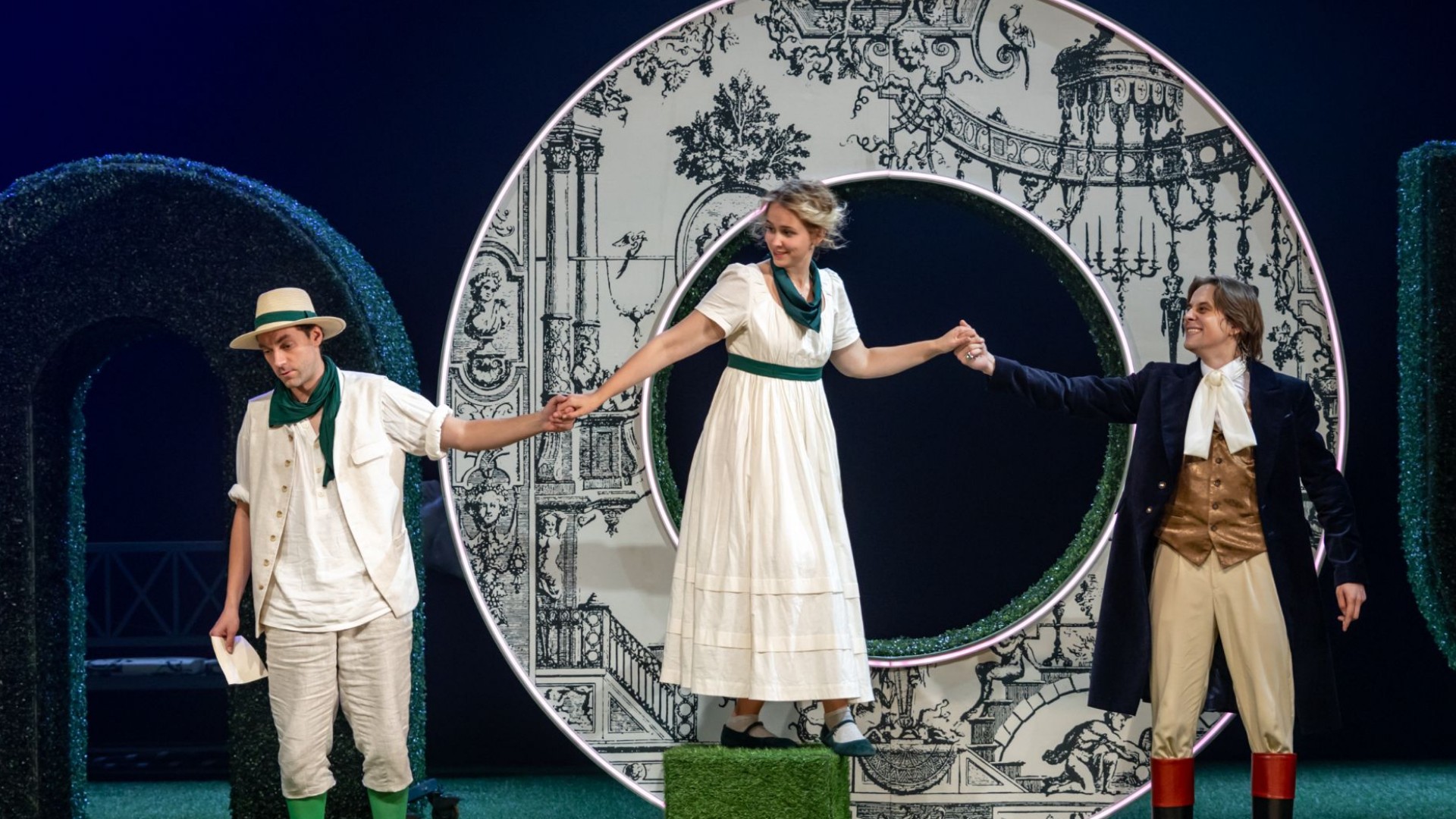 Легинстердегі нәзік секс Төмендегі фотодағы қынап