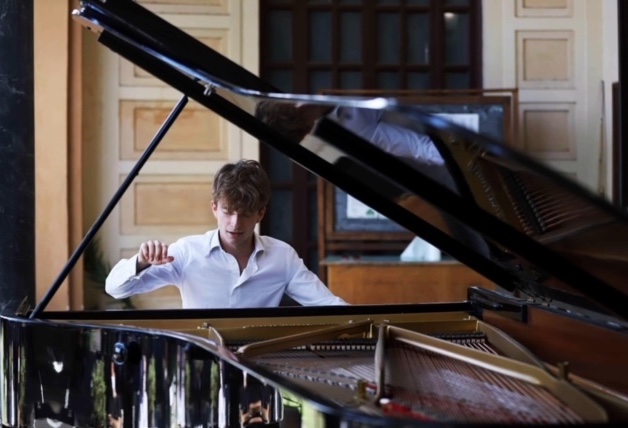 Лоренцо Баньяти (фортепиано), Италия – афиша