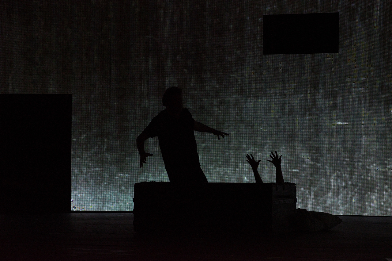 Влюбленный дьявол – афиша