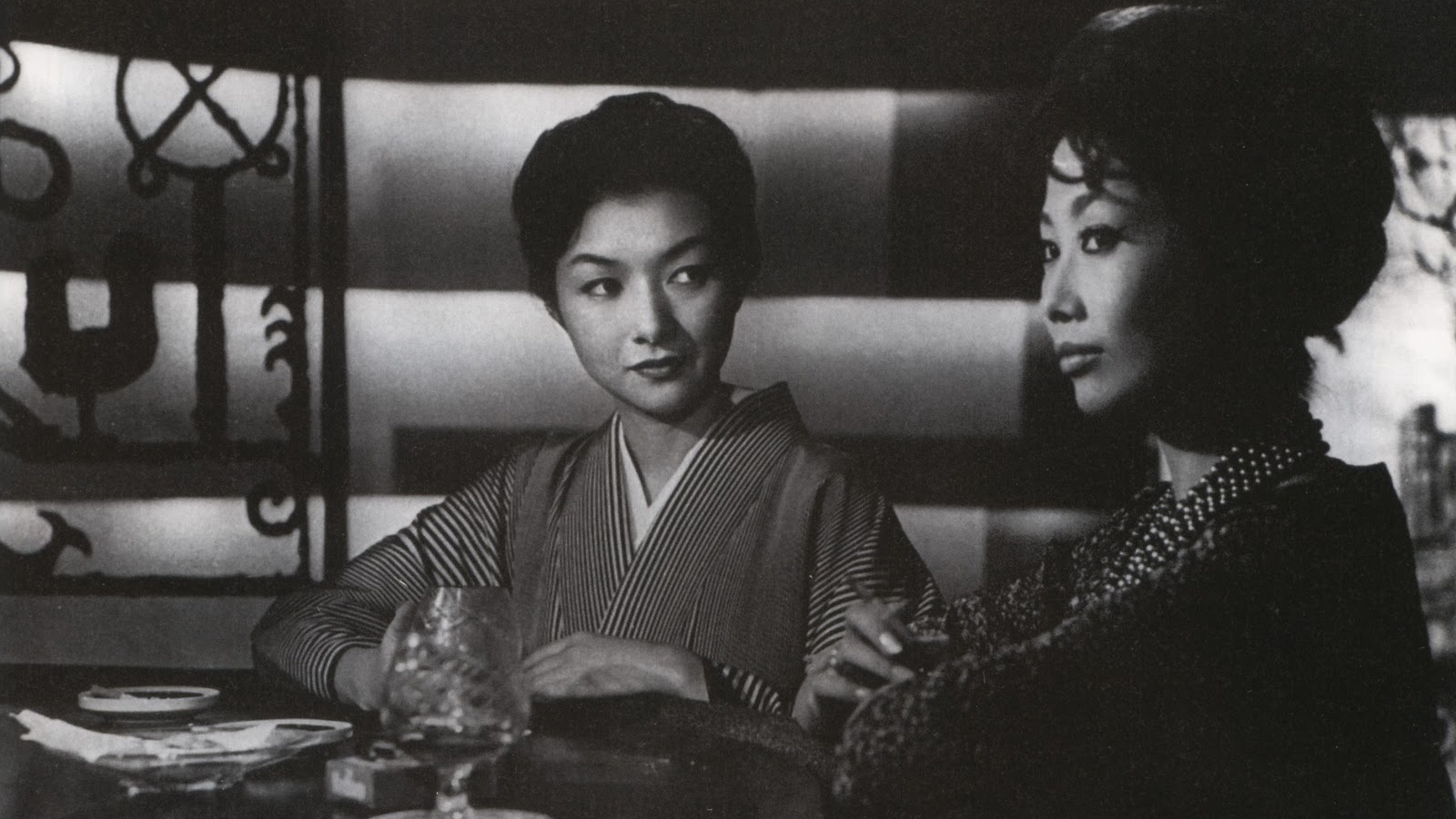 Когда женщина поднимается по лестнице – афиша