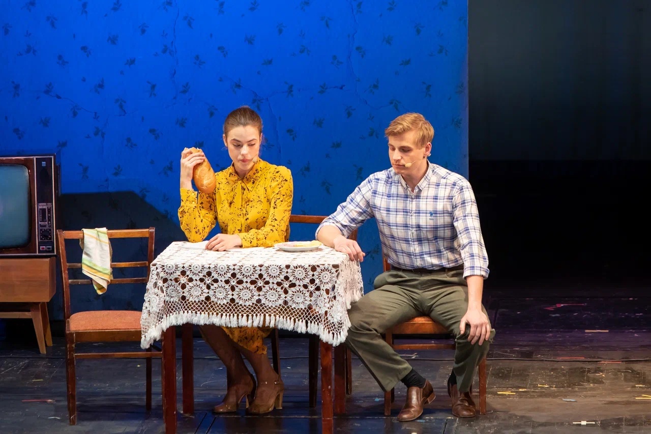 С любимыми не расставайтесь – афиша