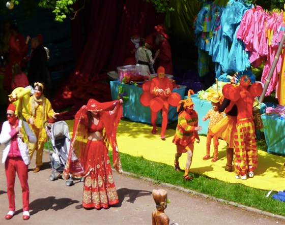 Цветной карнавал – афиша