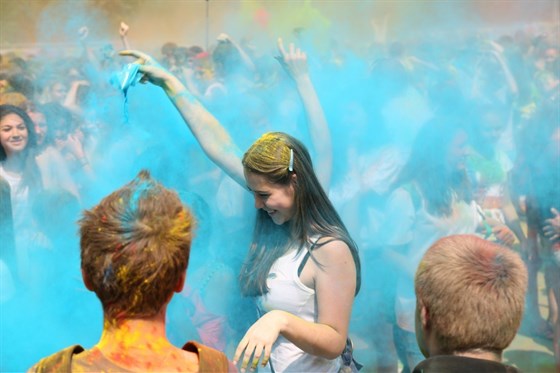 Фестиваль красок «Холи». Москва-2015 – афиша